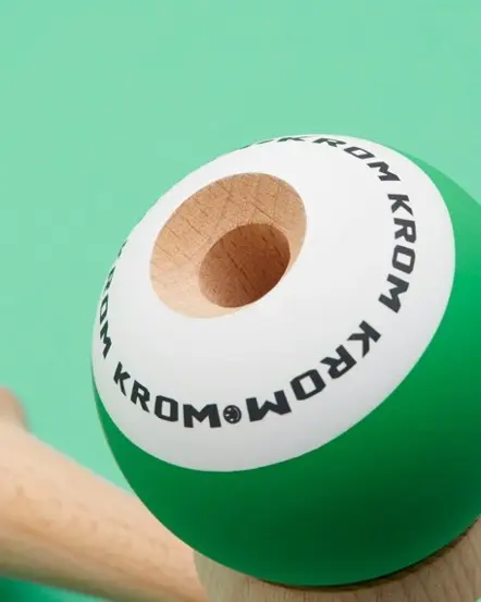 Kendama Krom Pop Rubber Dark Green
