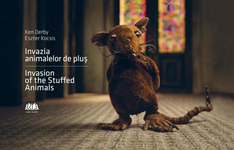 Invazia animalelor de plus - Invasion of the Stuffed Animals (editie bilingva) (resigilat)
