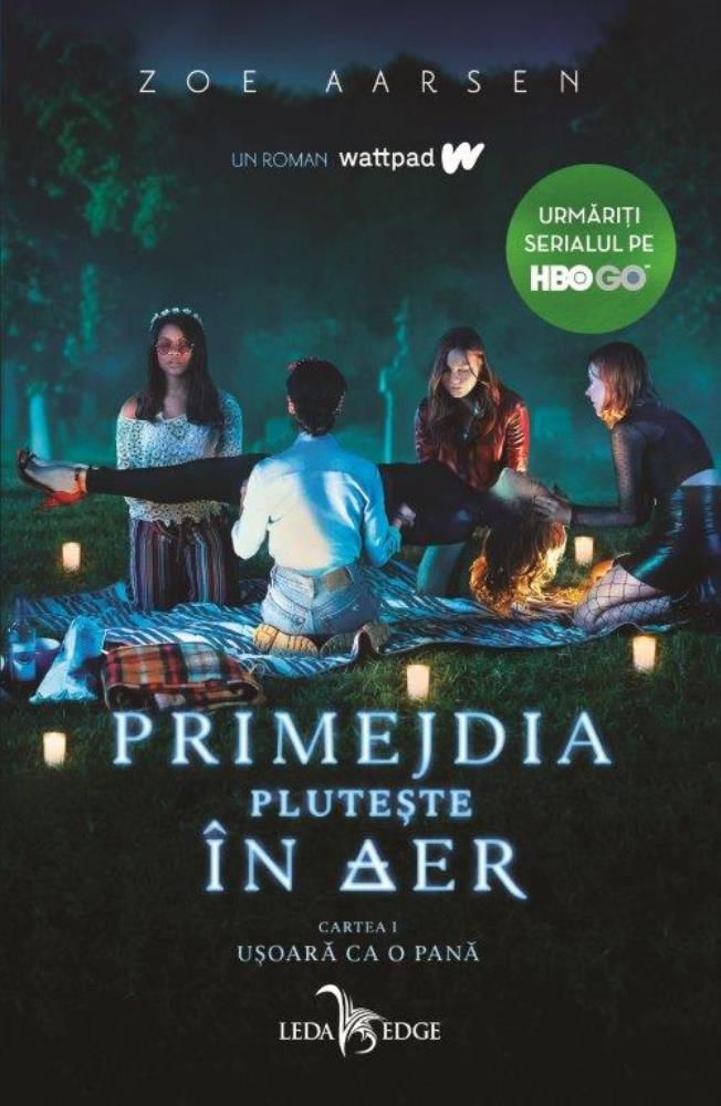 Primejdia pluteste in aer. Seria Usoara ca o pana Vol.1