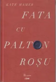 Fata cu palton rosu